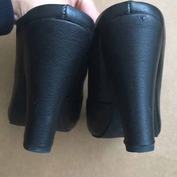 Black leather open toe mule chunky heel sandals - Picture 5 of 8